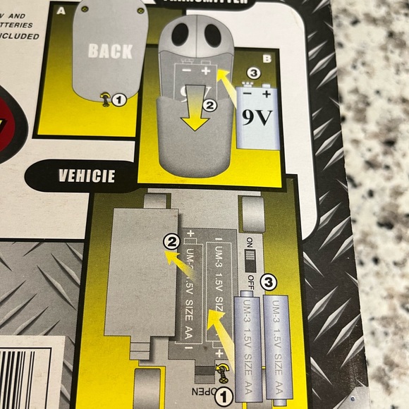 Dodge Viper radio control GT 2 car - Picture 6 of 11